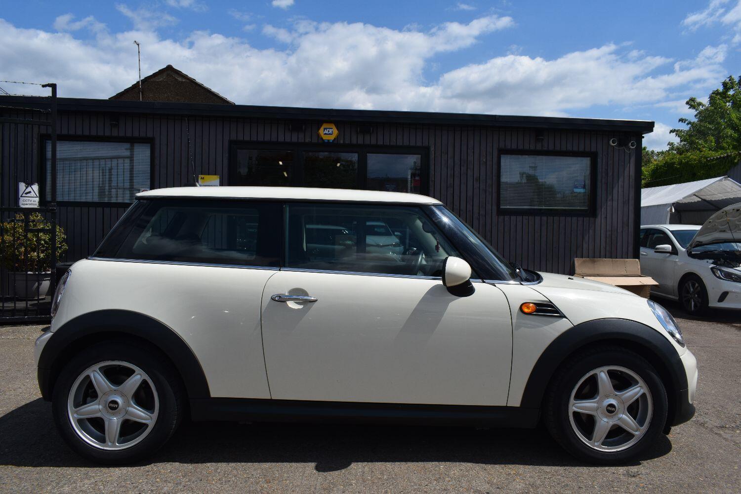 MINI Hatch 1.6 Cooper D Hatch