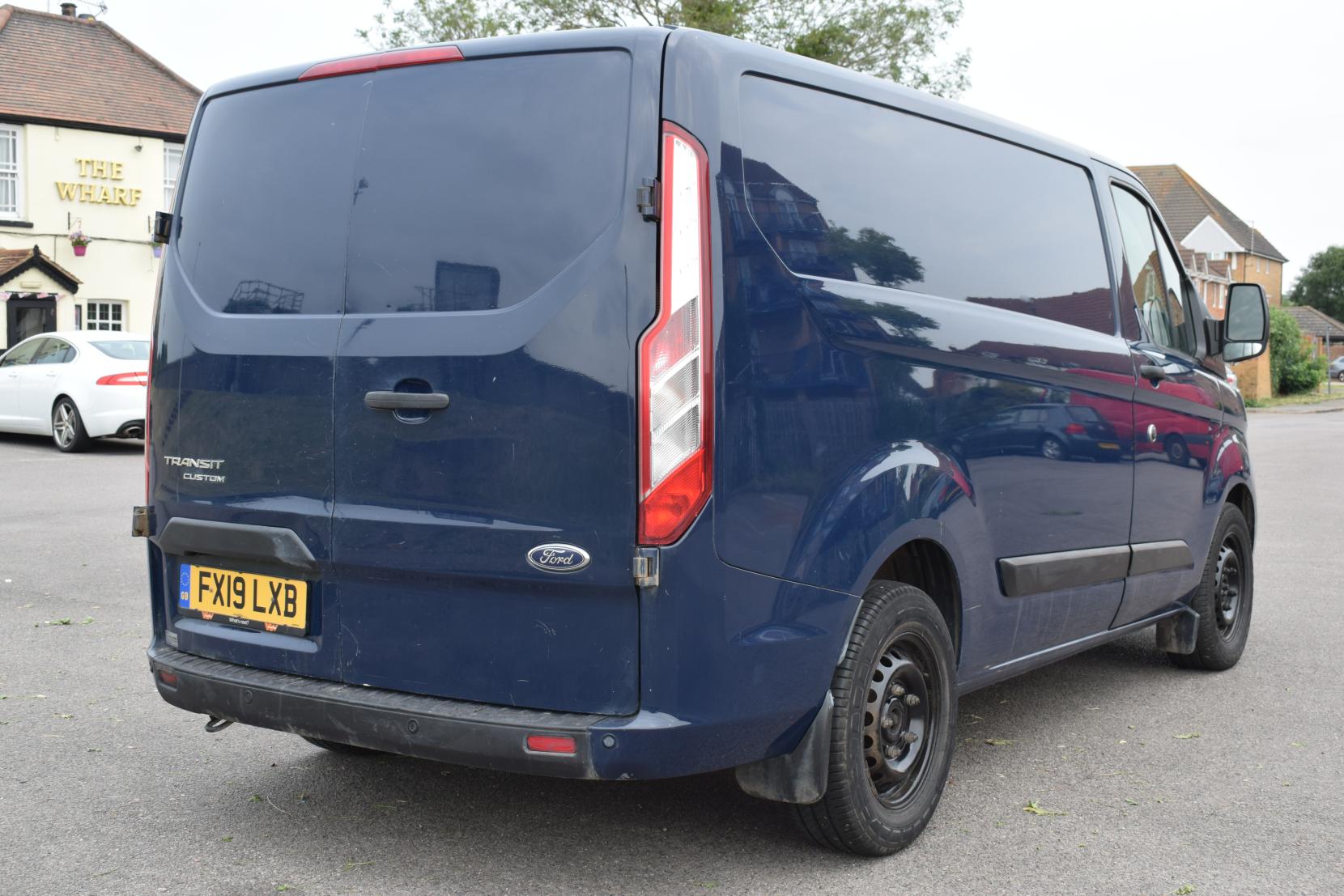 Ford Transit Custom 2.0 320 EcoBlue Trend Panel Van 5dr Diesel Manual L1 H1 Euro 6 (105 ps)