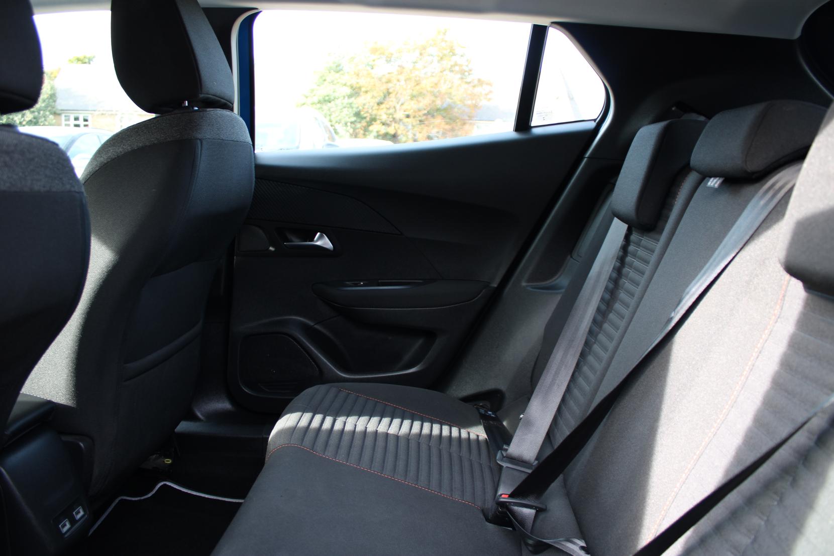 Peugeot E-2008 50kWh Active Premium SUV 5dr Electric Auto (7kW Charger) (136 ps)