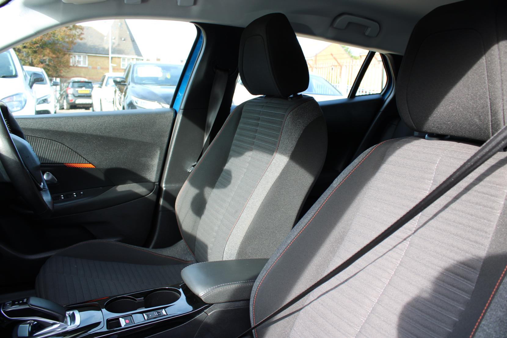 Peugeot E-2008 50kWh Active Premium SUV 5dr Electric Auto (7kW Charger) (136 ps)