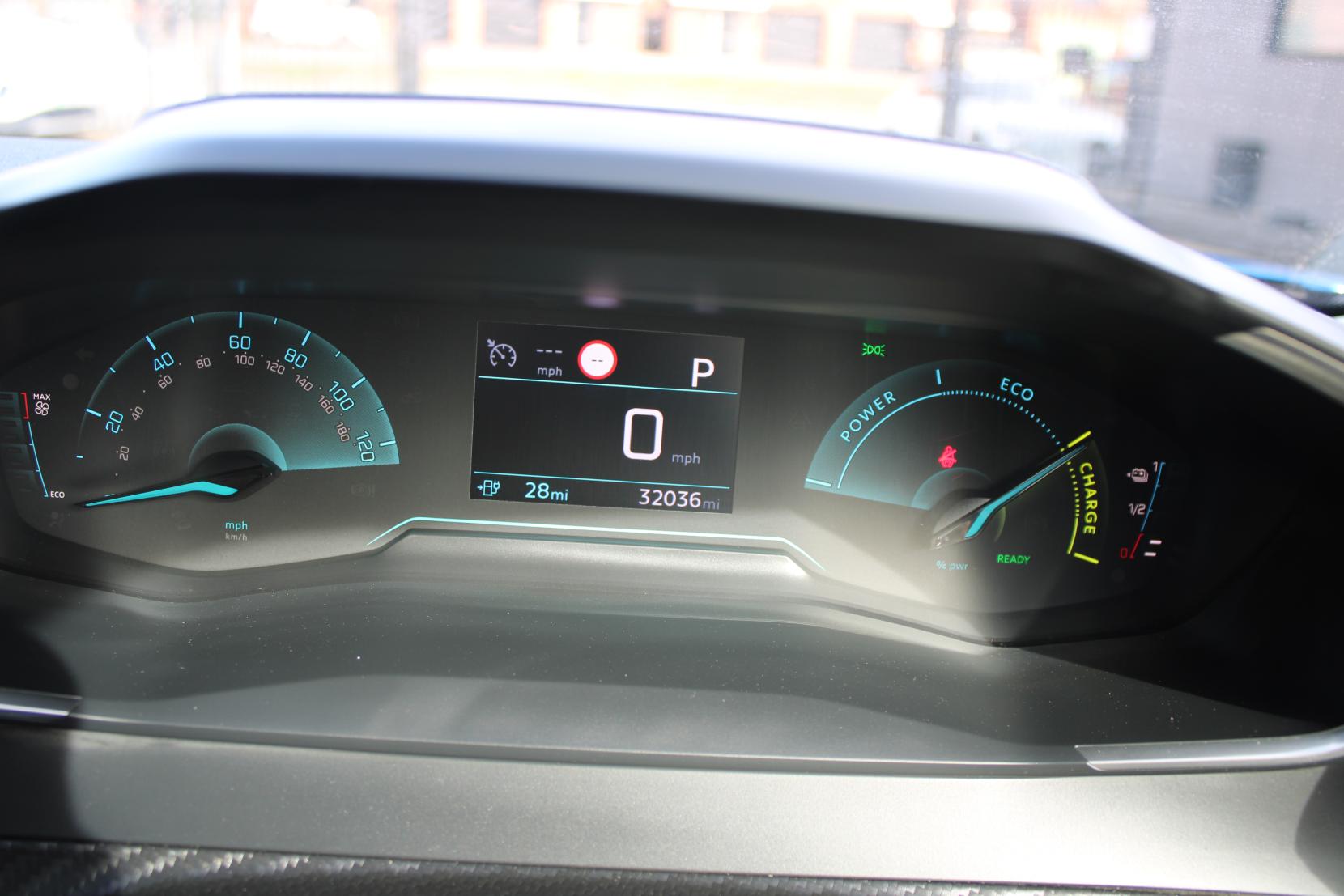 Peugeot E-2008 50kWh Active Premium SUV 5dr Electric Auto (7kW Charger) (136 ps)