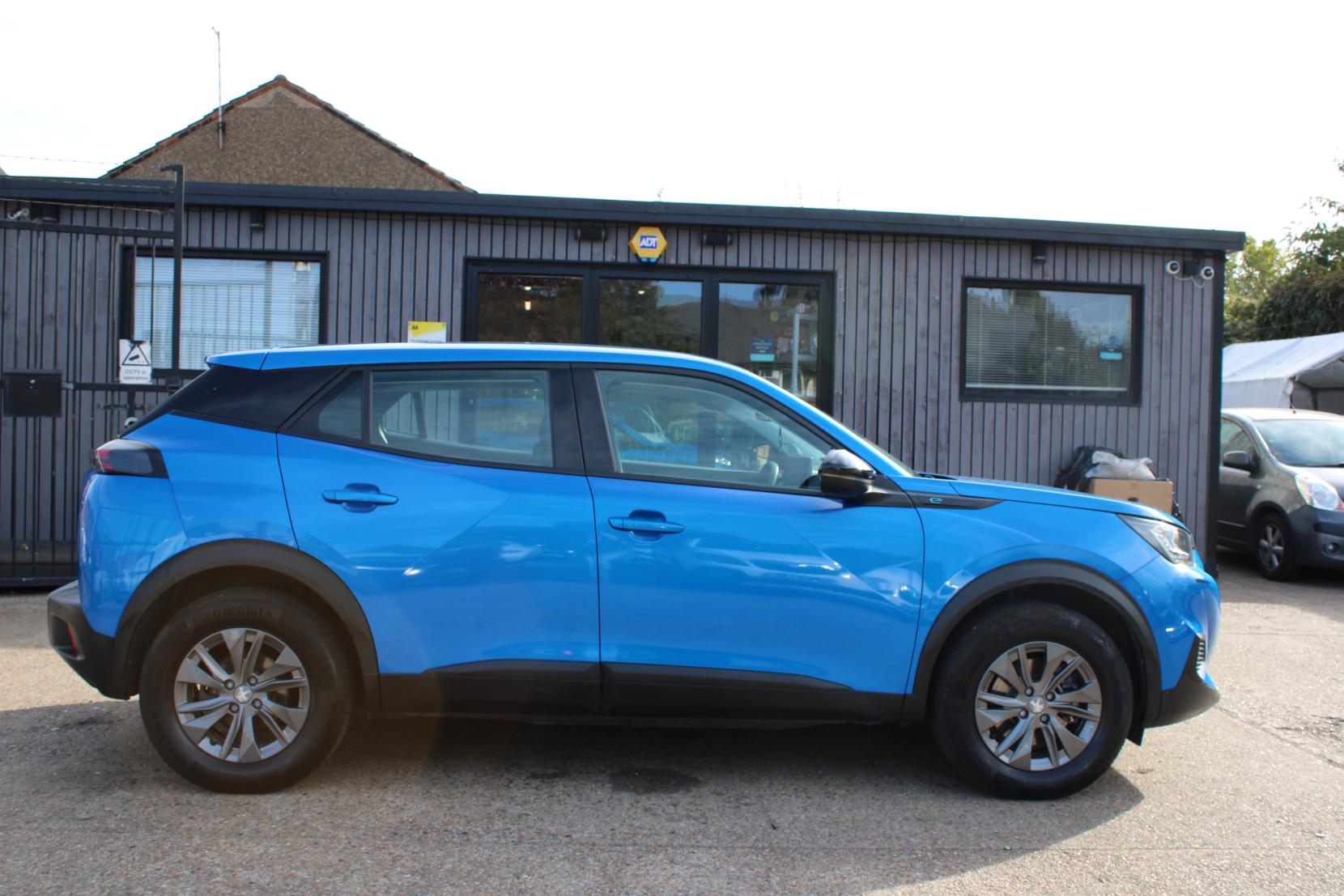 Peugeot E-2008 50kWh Active Premium SUV 5dr Electric Auto (7kW Charger) (136 ps)