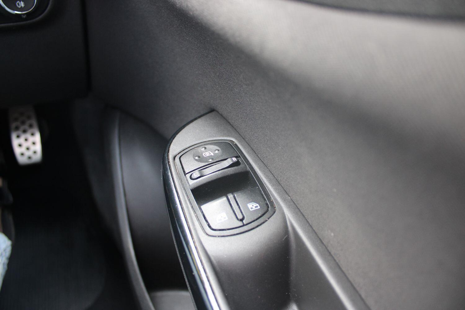 Vauxhall Corsa 1.3 CDTi ecoFLEX SRi