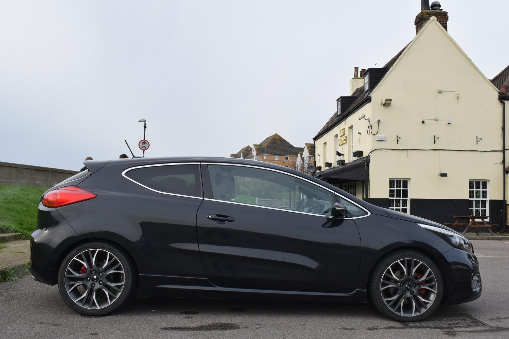 Kia ProCeed 1.6 T-GDi GT Tech Hatchback 3dr Petrol Manual Euro 5 (201 bhp)