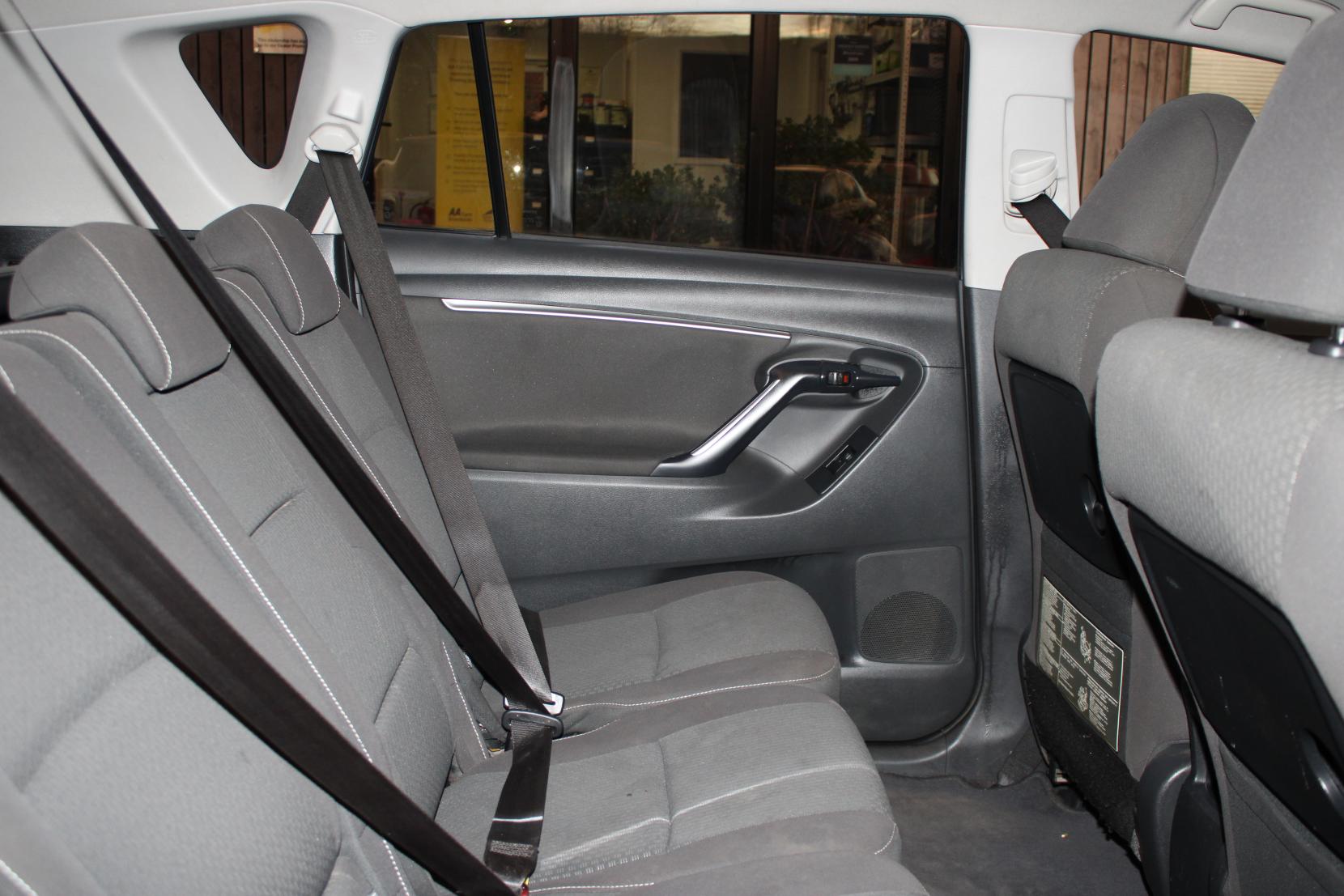 Toyota Verso 1.6 V-Matic Icon MPV 5dr Petrol Manual Euro 5 Euro 5 (132 ps)