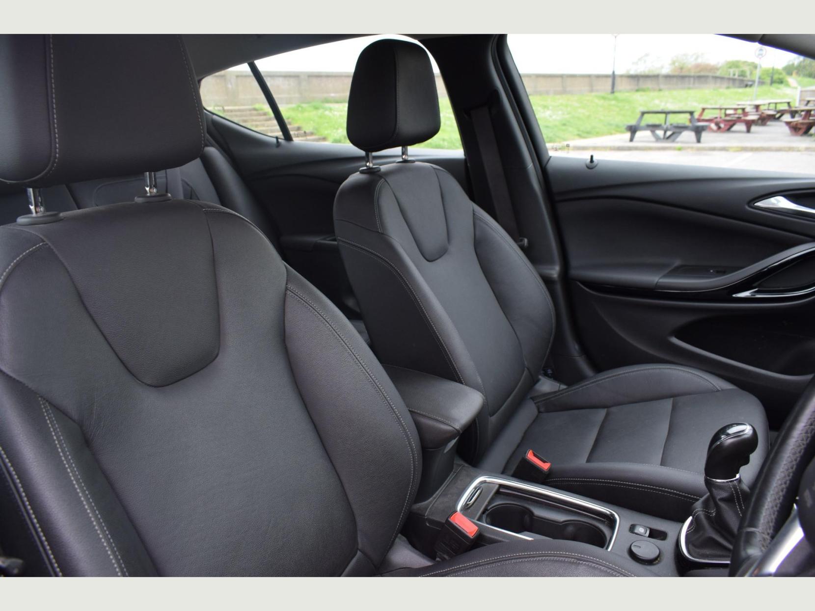 Vauxhall Astra ELITE NAV CDTI ECOTEC S/S