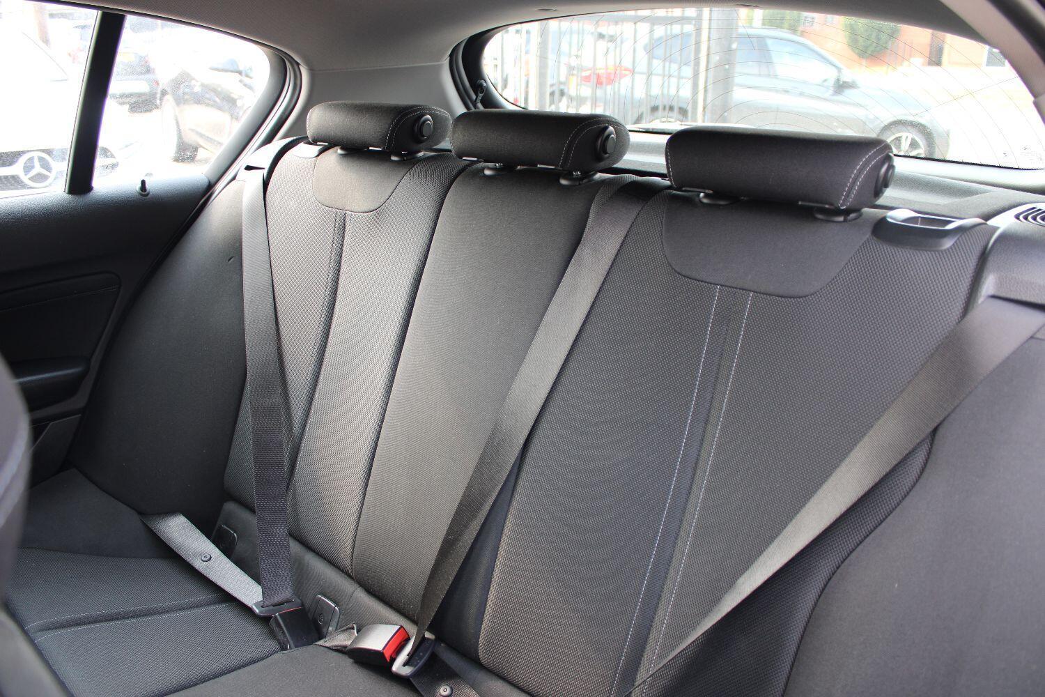 BMW 1 SERIES 1.5 118i Sport 5-door
