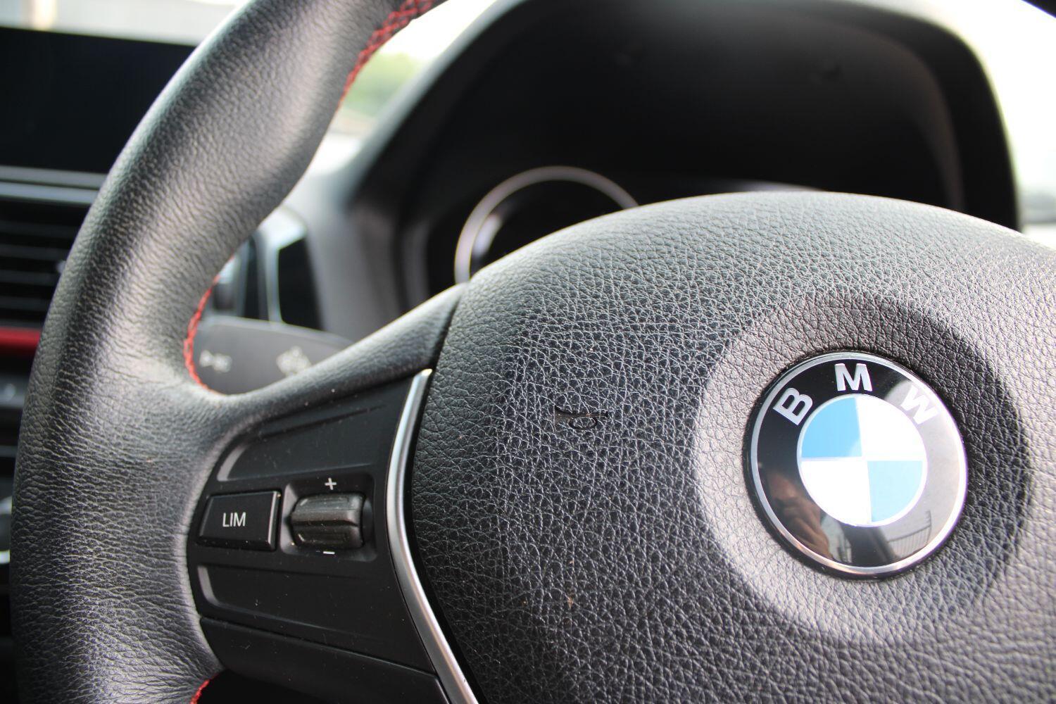 BMW 1 SERIES 1.5 118i Sport 5-door