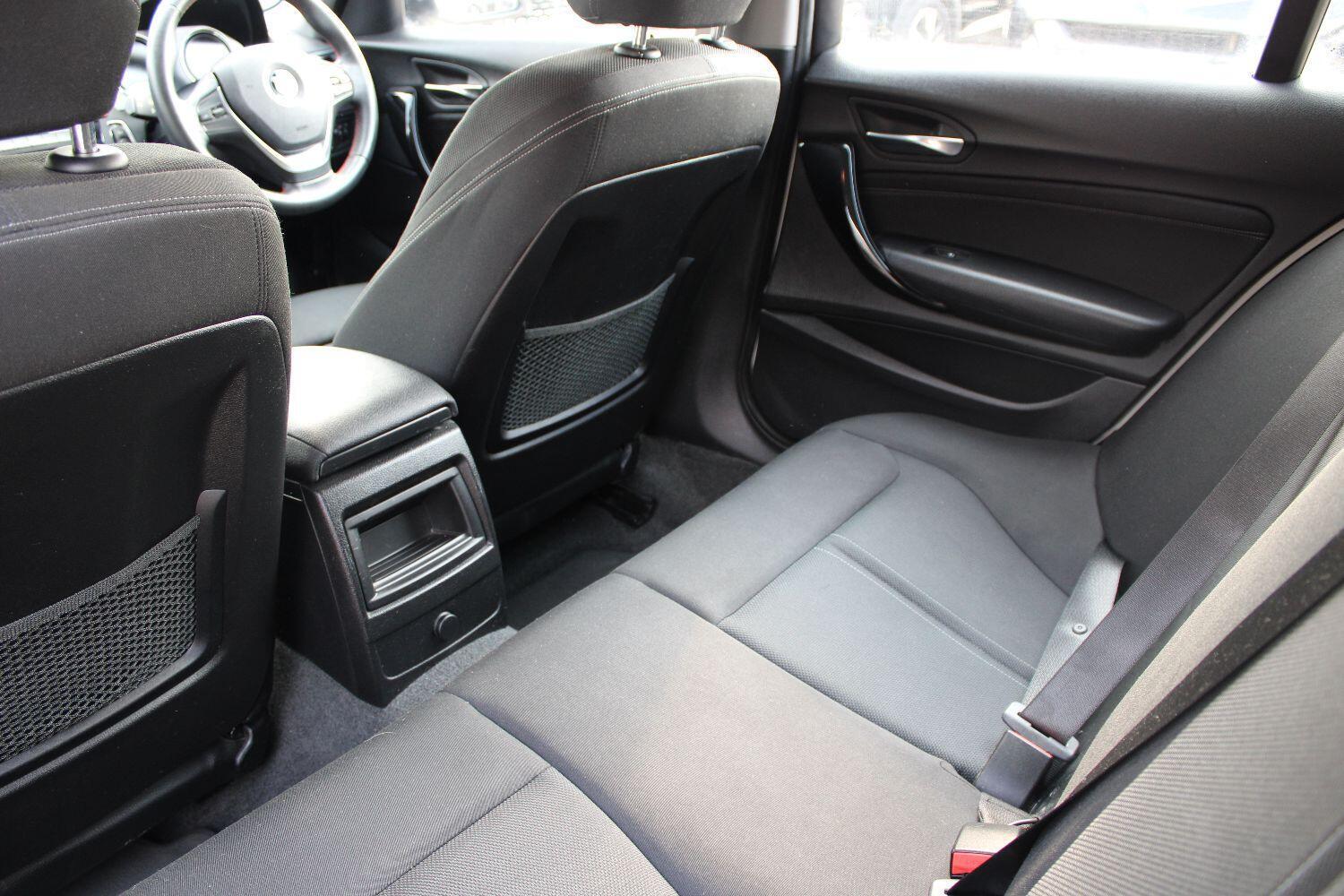 BMW 1 SERIES 1.5 118i Sport 5-door