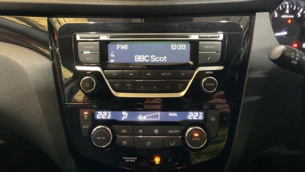 Nissan Qashqai 1.2 DIG-T Acenta SUV 5dr Petrol Manual 2WD Euro 6 (s/s) (115 ps)