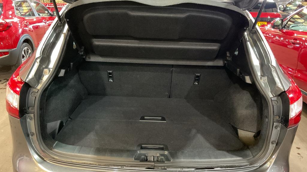 Nissan Qashqai 1.2 DIG-T Acenta SUV 5dr Petrol Manual 2WD Euro 6 (s/s) (115 ps)