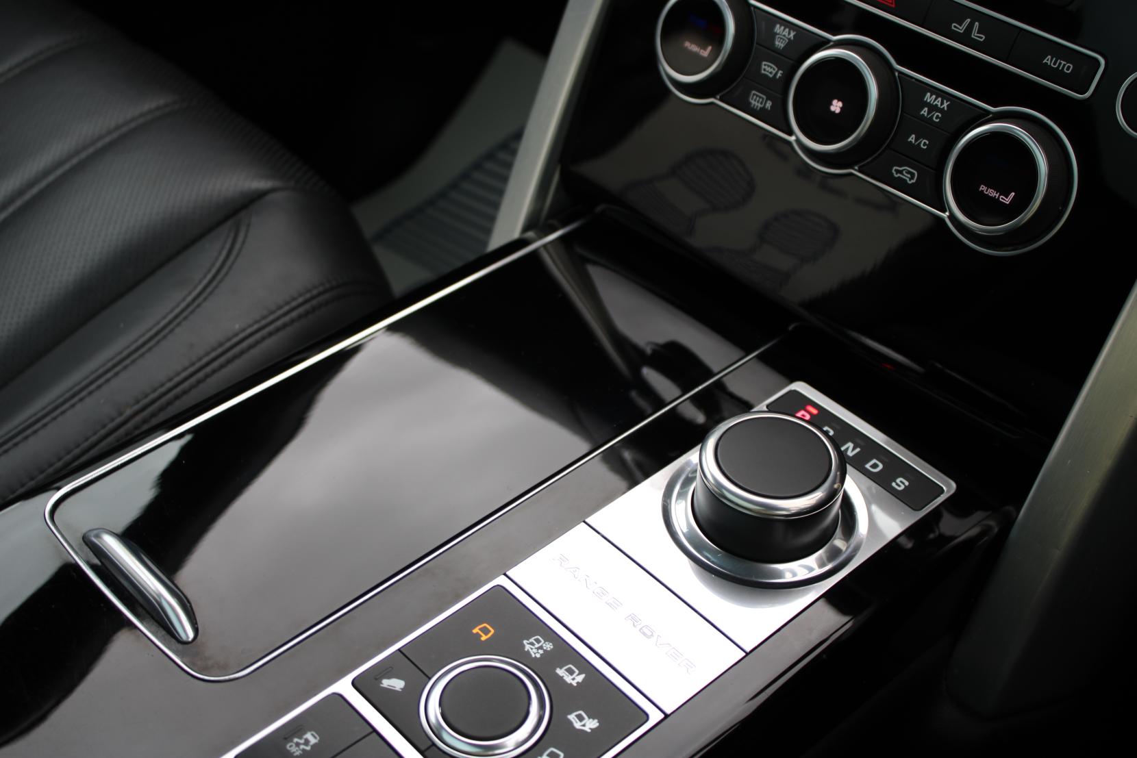 Land Rover Range Rover 3.0 TD V6 Vogue SUV 5dr Diesel Auto 4WD Euro 6 (s/s) (258 ps)