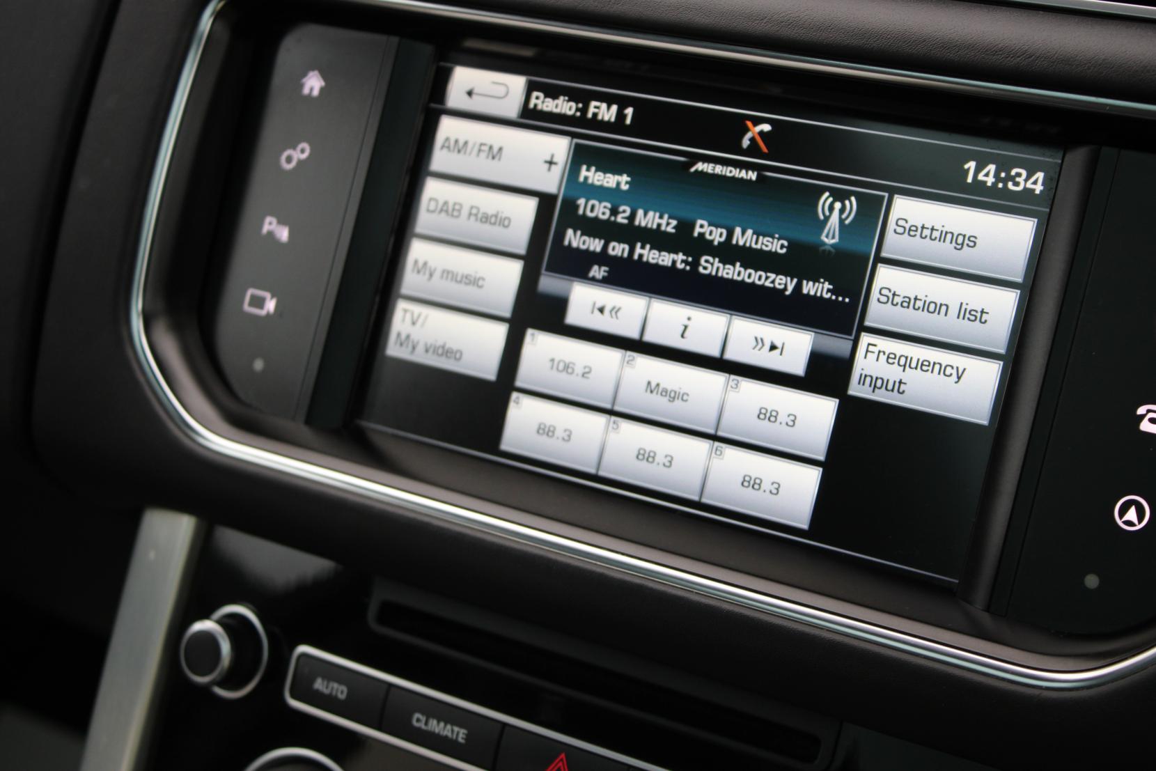 Land Rover Range Rover 3.0 TD V6 Vogue SUV 5dr Diesel Auto 4WD Euro 6 (s/s) (258 ps)