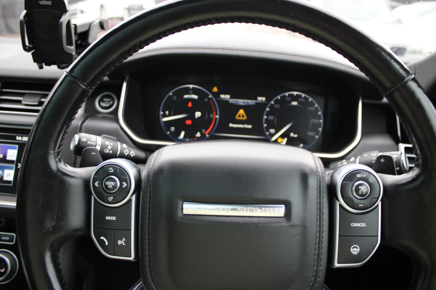 Land Rover Range Rover 3.0 TD V6 Vogue SUV 5dr Diesel Auto 4WD Euro 6 (s/s) (258 ps)