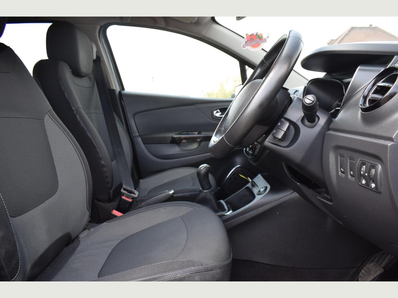 Renault Captur DYNAMIQUE S NAV DCI