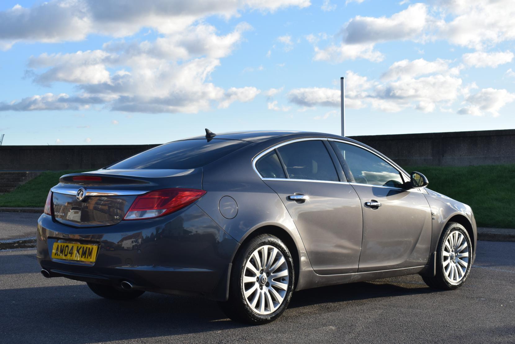 Vauxhall Insignia 2.8i Turbo V6 Elite Saloon 4dr Petrol Auto 4WD Euro 5 (260 ps)