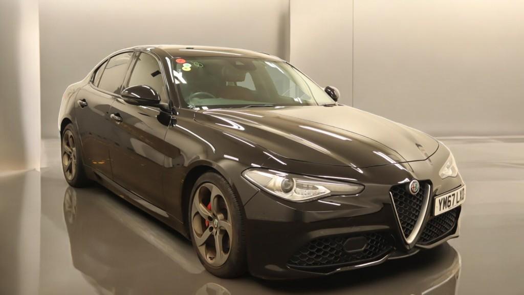 Alfa Romeo Giulia 2.2 TD Speciale Saloon 4dr Diesel Auto Euro 6 (s/s) (180 ps)