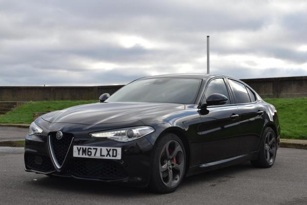 Alfa Romeo Giulia 2.2 TD Speciale Saloon 4dr Diesel Auto Euro 6 (s/s) (180 ps)