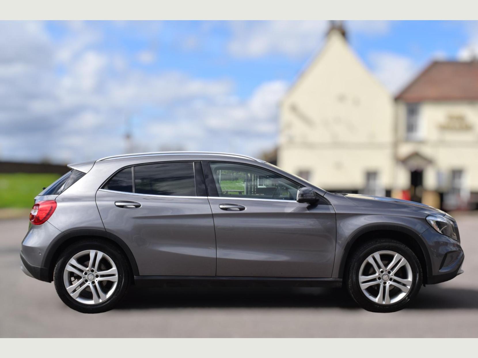 Mercedes-Benz GLA Class GLA 200 D SPORT EXECUTIVE