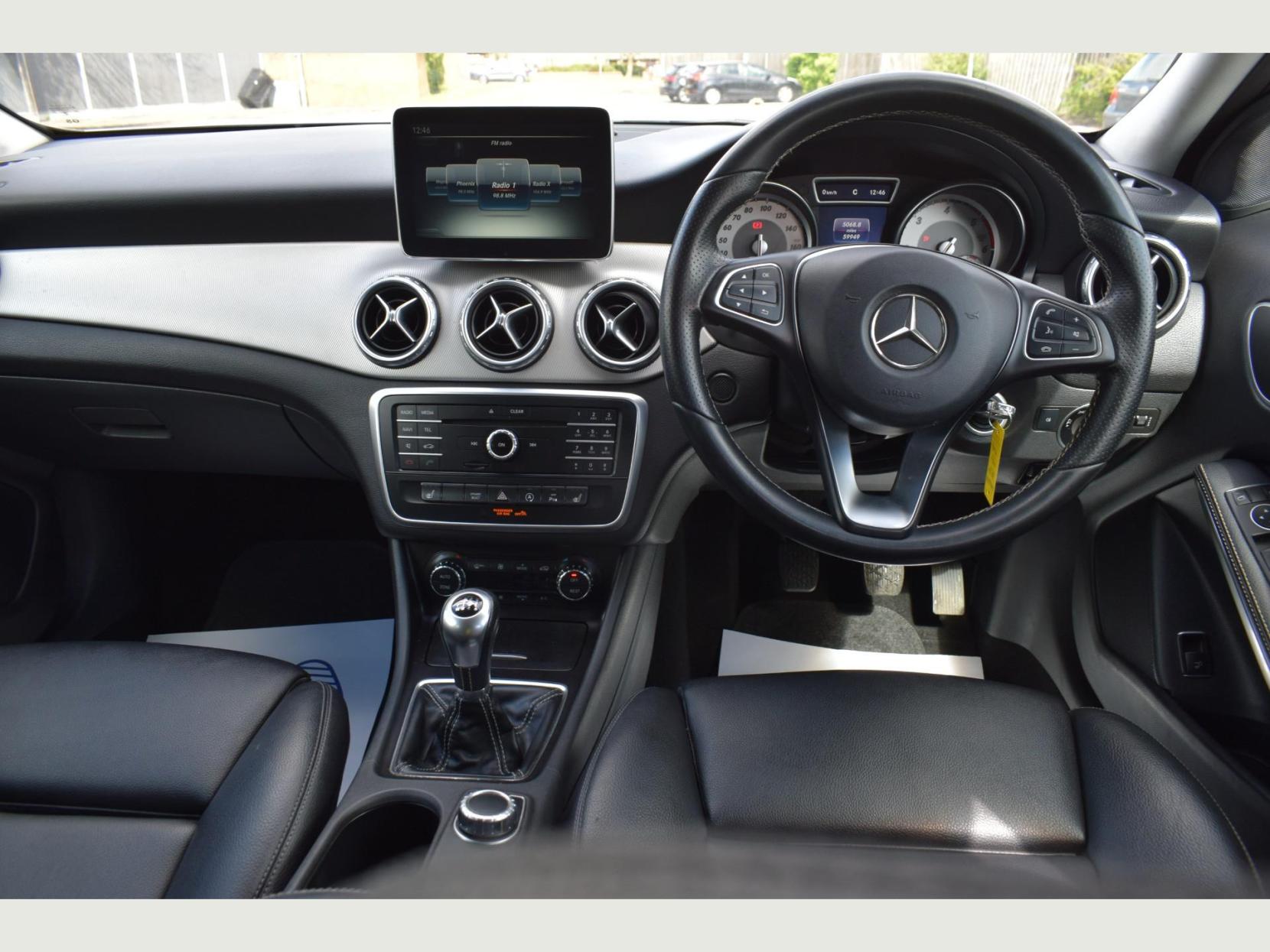 Mercedes-Benz GLA Class GLA 200 D SPORT EXECUTIVE