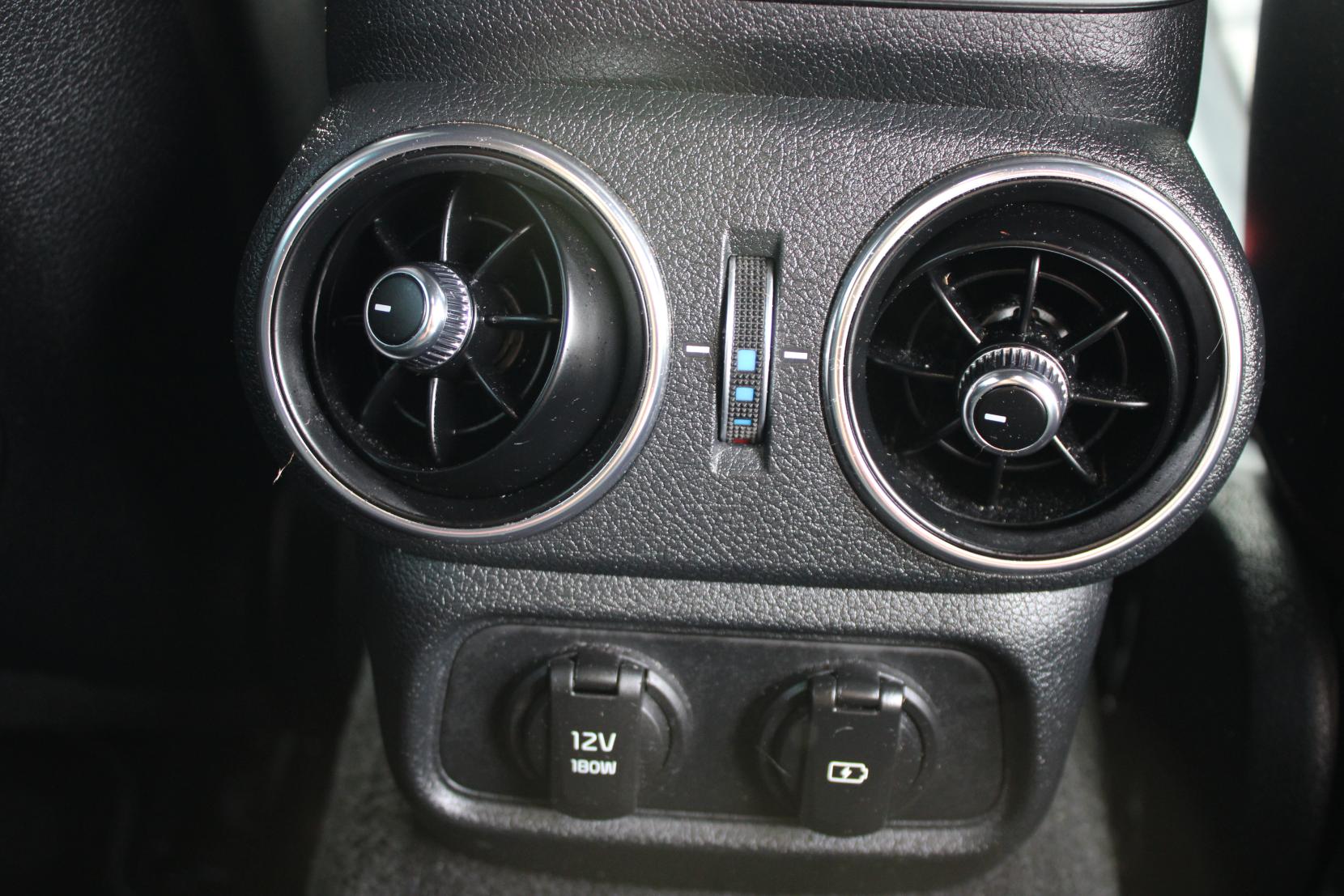 Kia Stinger 3.3 T-GDi V6 GPF GT S Gran Turismo 5dr Petrol Auto Euro 6 (s/s) (365 bhp)