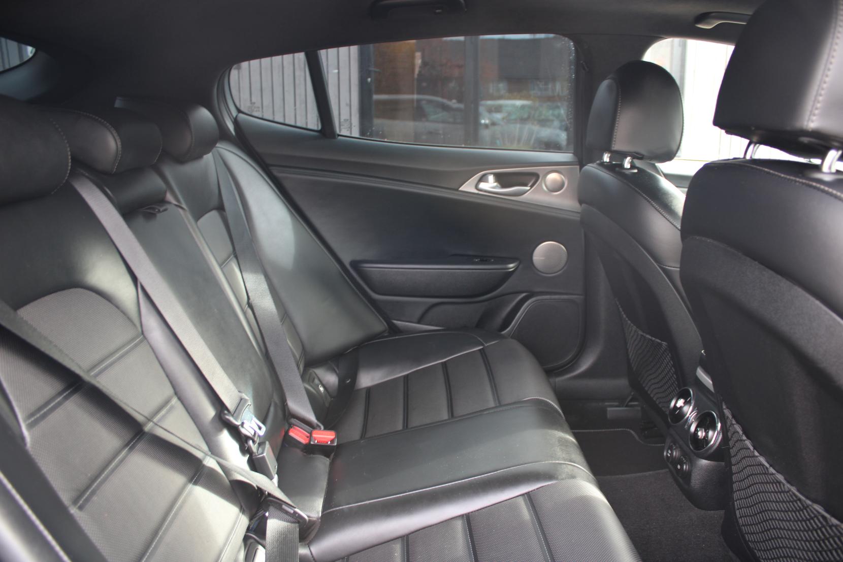 Kia Stinger 3.3 T-GDi V6 GPF GT S Gran Turismo 5dr Petrol Auto Euro 6 (s/s) (365 bhp)