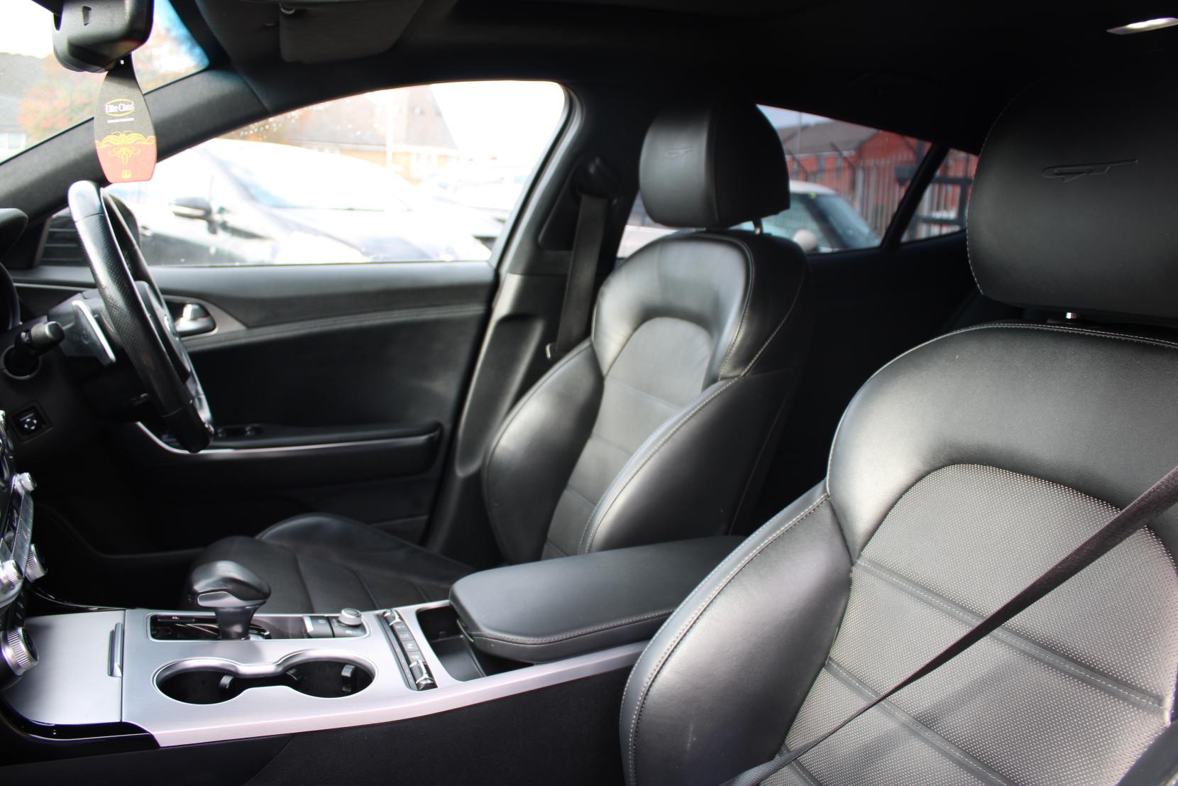 Kia Stinger 3.3 T-GDi V6 GPF GT S Gran Turismo 5dr Petrol Auto Euro 6 (s/s) (365 bhp)