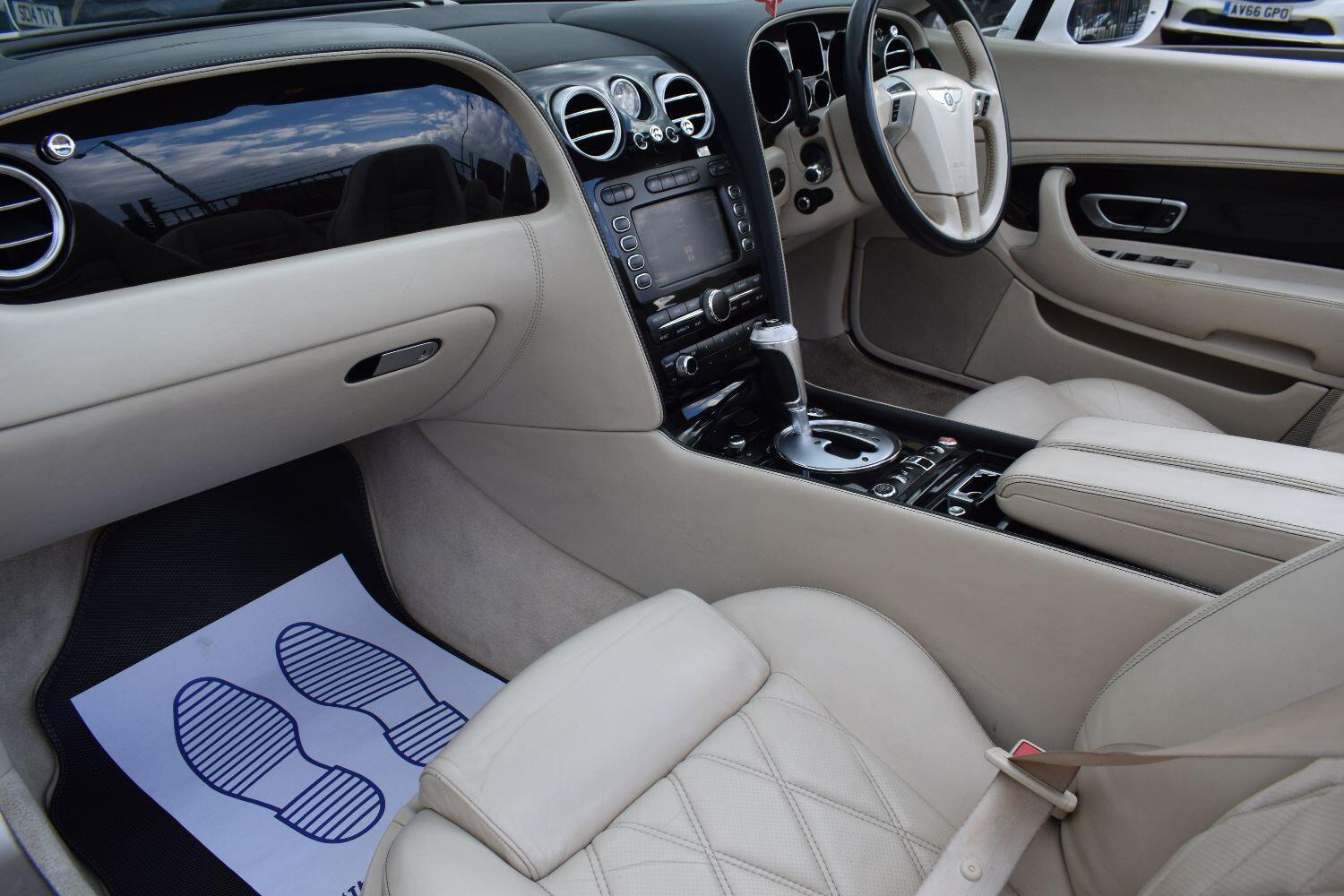 Bentley CONTINENTAL GTC 6.0 W12 GTC Speed