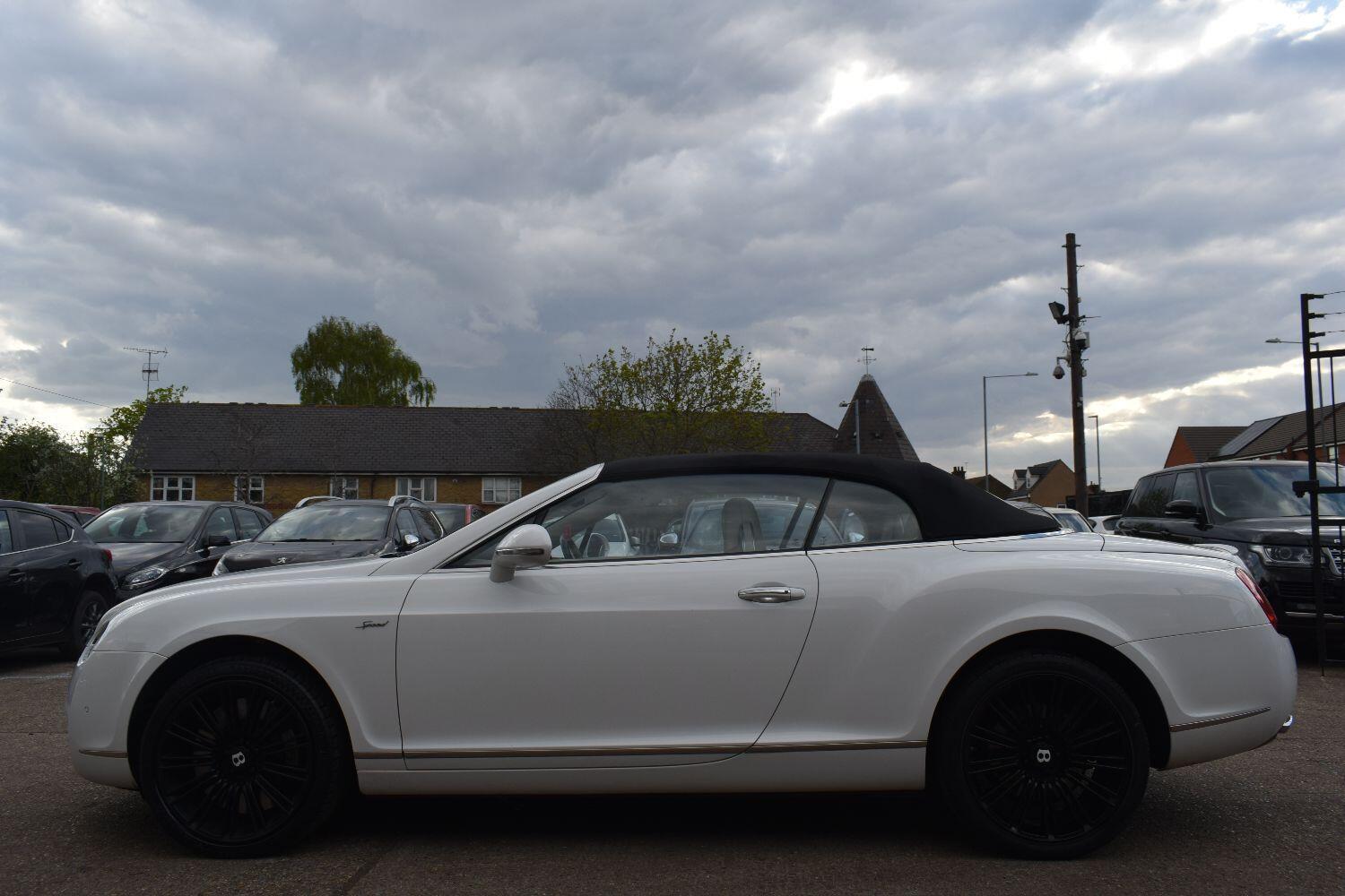 Bentley CONTINENTAL GTC 6.0 W12 GTC Speed