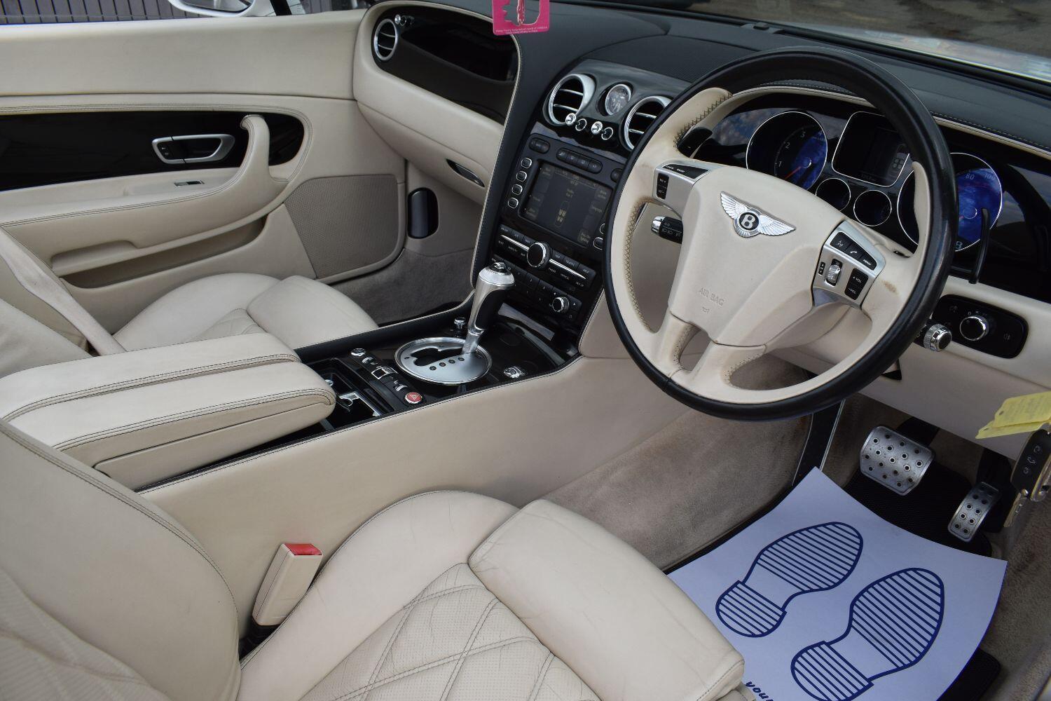 Bentley CONTINENTAL GTC 6.0 W12 GTC Speed