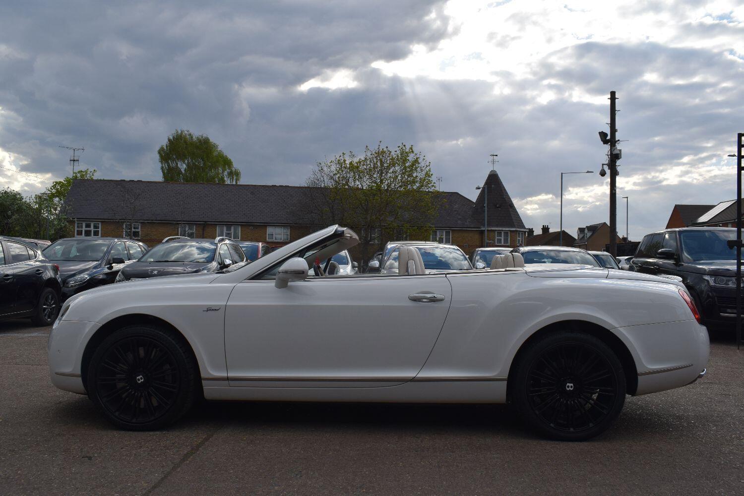 Bentley CONTINENTAL GTC 6.0 W12 GTC Speed