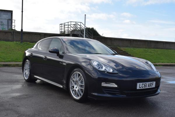 Porsche Panamera 3.0D V6 Hatchback 5dr Diesel TiptronicS Euro 5 (250 ps)