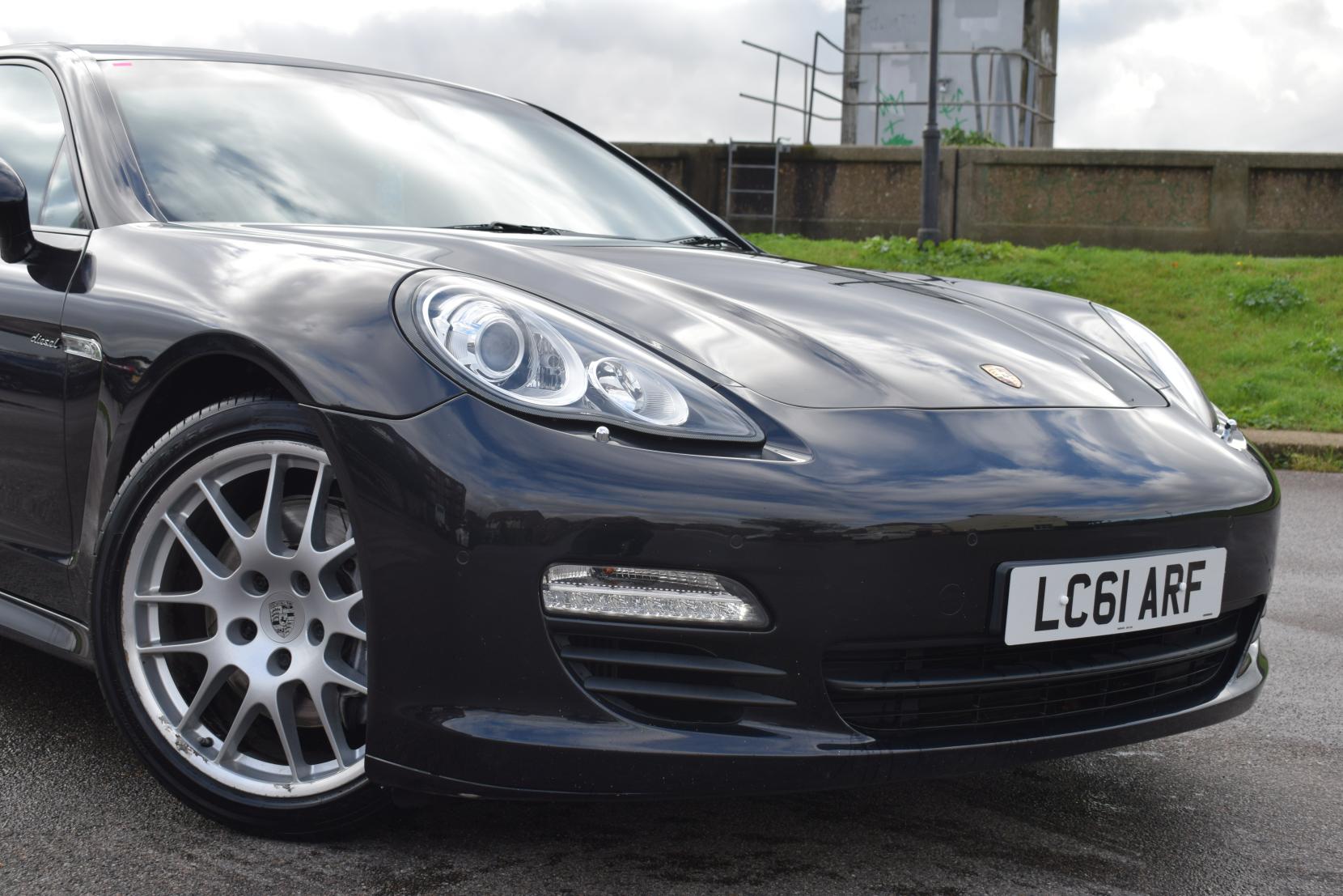 Porsche Panamera 3.0D V6 Hatchback 5dr Diesel TiptronicS Euro 5 (250 ps)