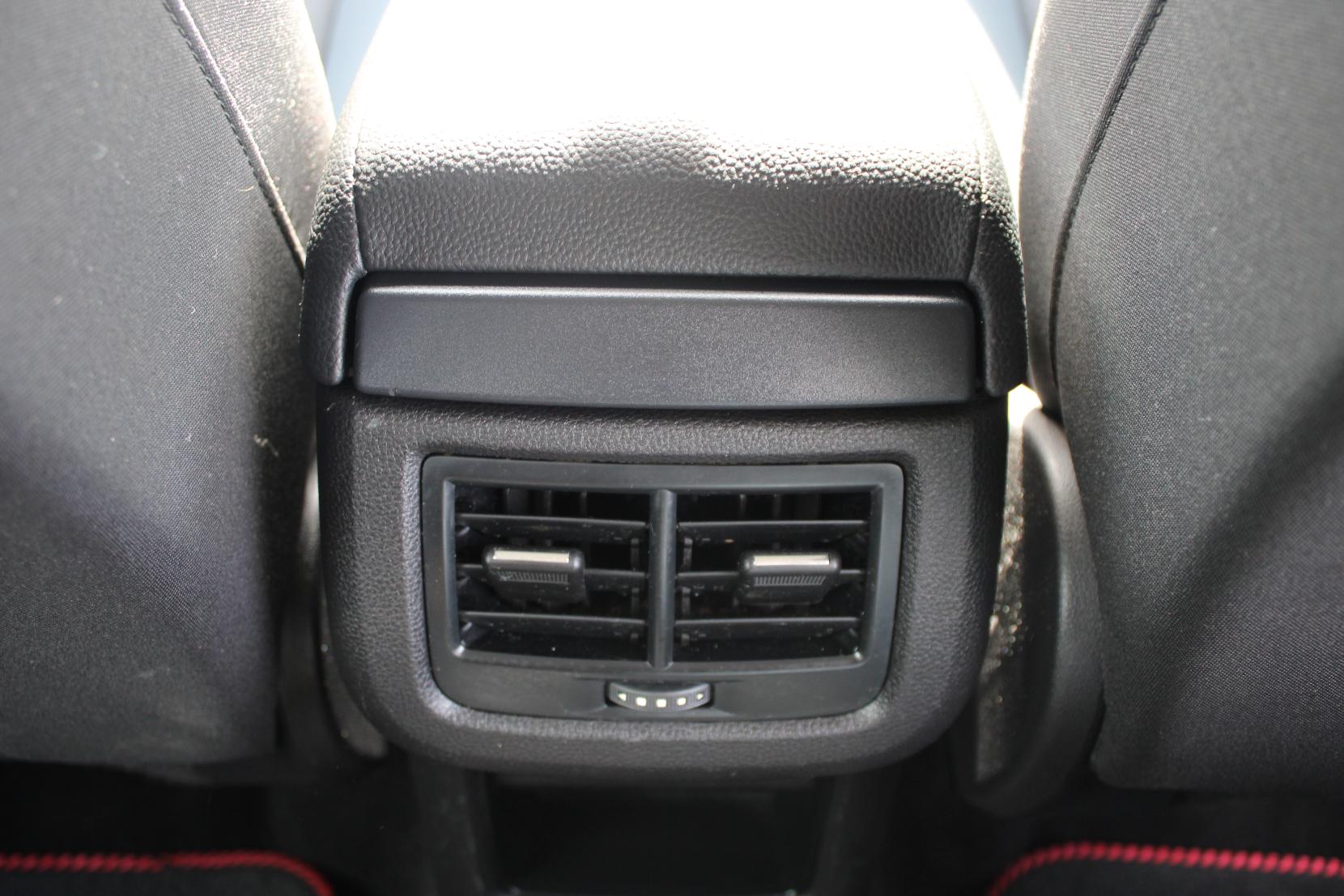 SEAT Ateca 1.5 TSI EVO SE Technology SUV 5dr Petrol DSG Euro 6 (s/s) (150 ps)