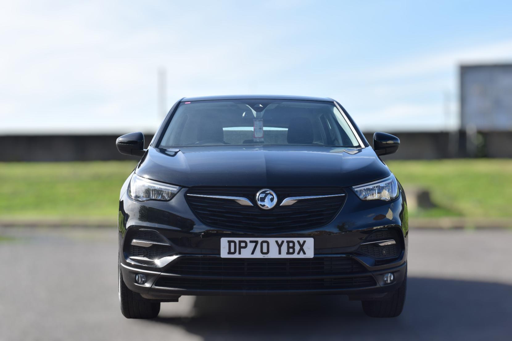 Vauxhall Grandland X 1.2 Turbo SE Premium SUV 5dr Petrol Manual Euro 6 (s/s) (130 ps)