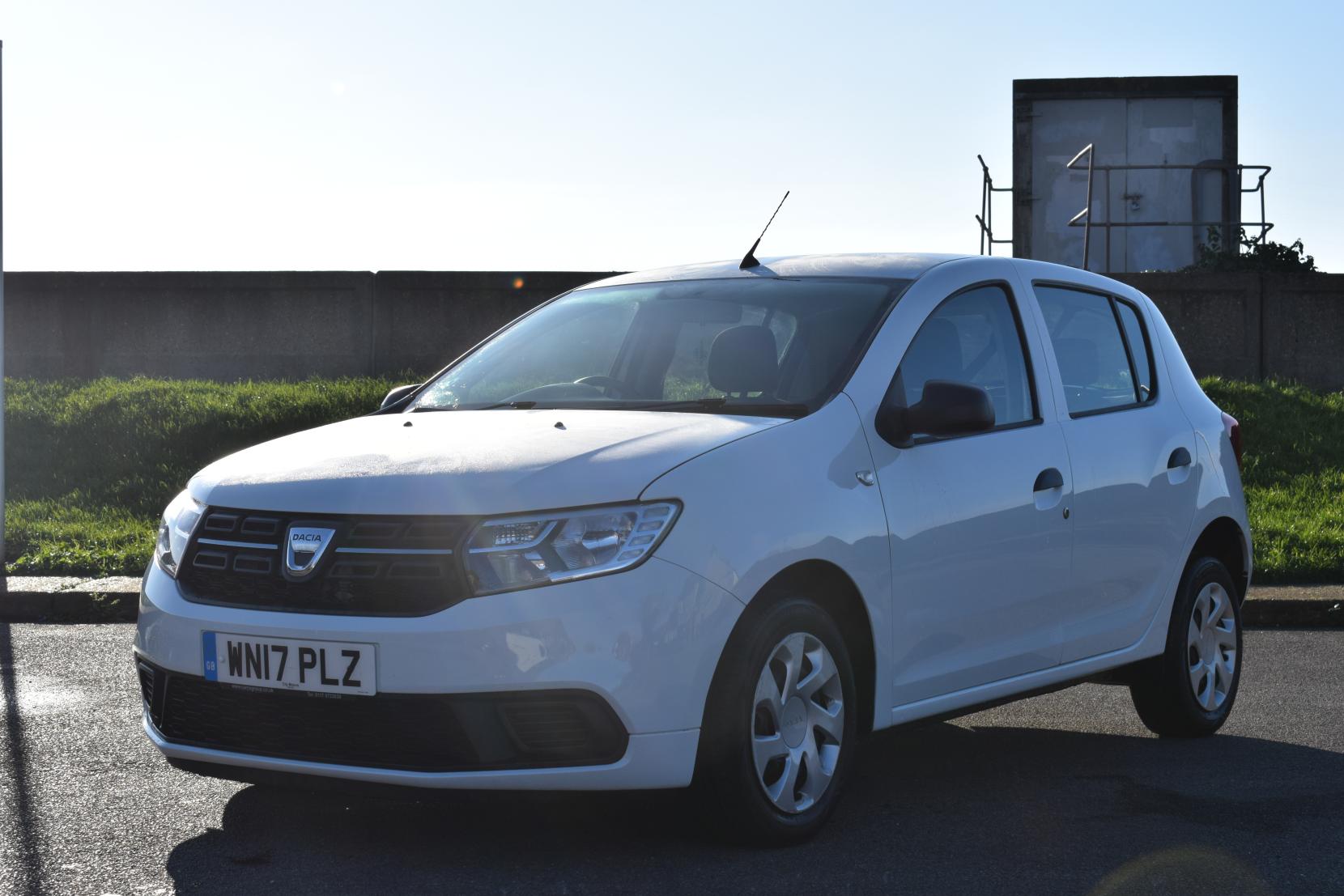 Dacia Sandero 1.0 SCe Ambiance Hatchback 5dr Petrol Manual Euro 6 (75 ps)