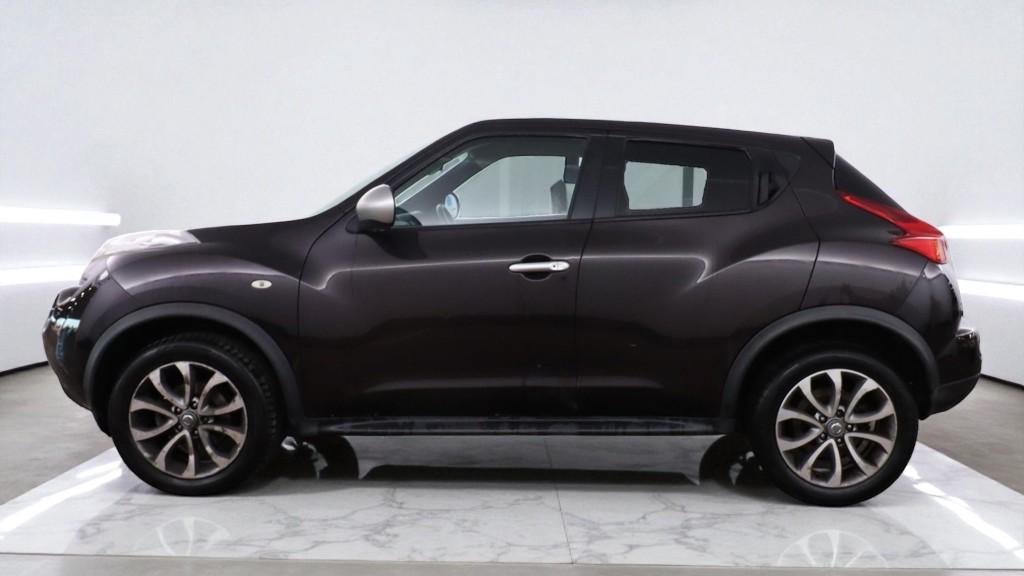 Nissan Juke 1.6 Shiro SUV 5dr Petrol CVT Euro 5 (117 ps)