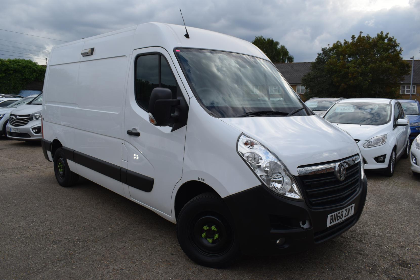 Vauxhall Movano 2.3 CDTi 3500 Panel Van 5dr Diesel Manual FWD L2 H2 Euro 6 (130 ps)