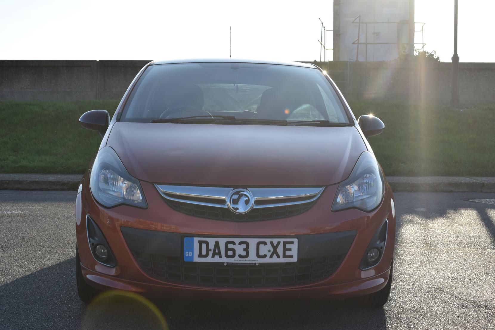 Vauxhall Corsa 1.2 16V Limited Edition Hatchback 3dr Petrol Manual Euro 5 (85 ps)