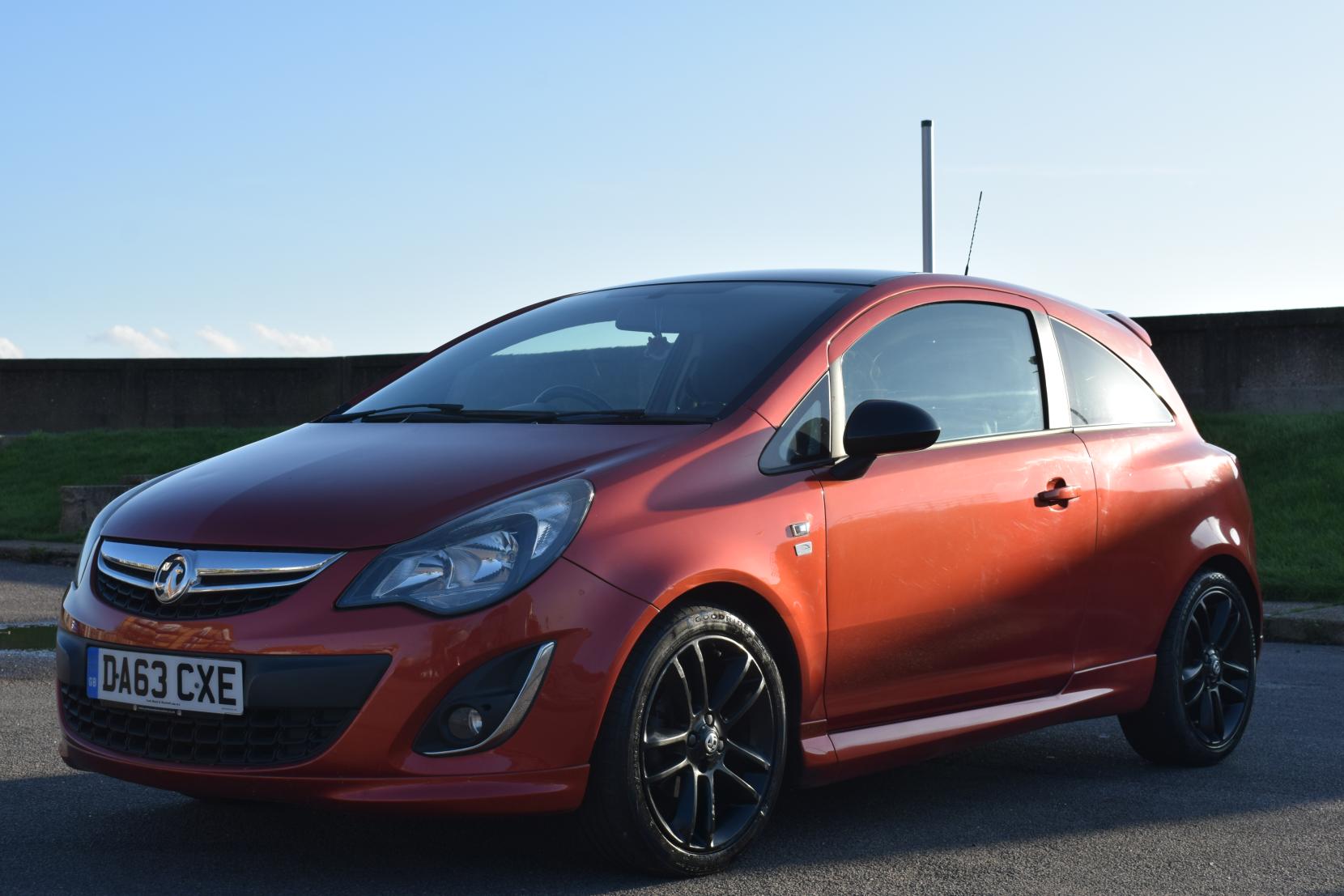 Vauxhall Corsa 1.2 16V Limited Edition Hatchback 3dr Petrol Manual Euro 5 (85 ps)