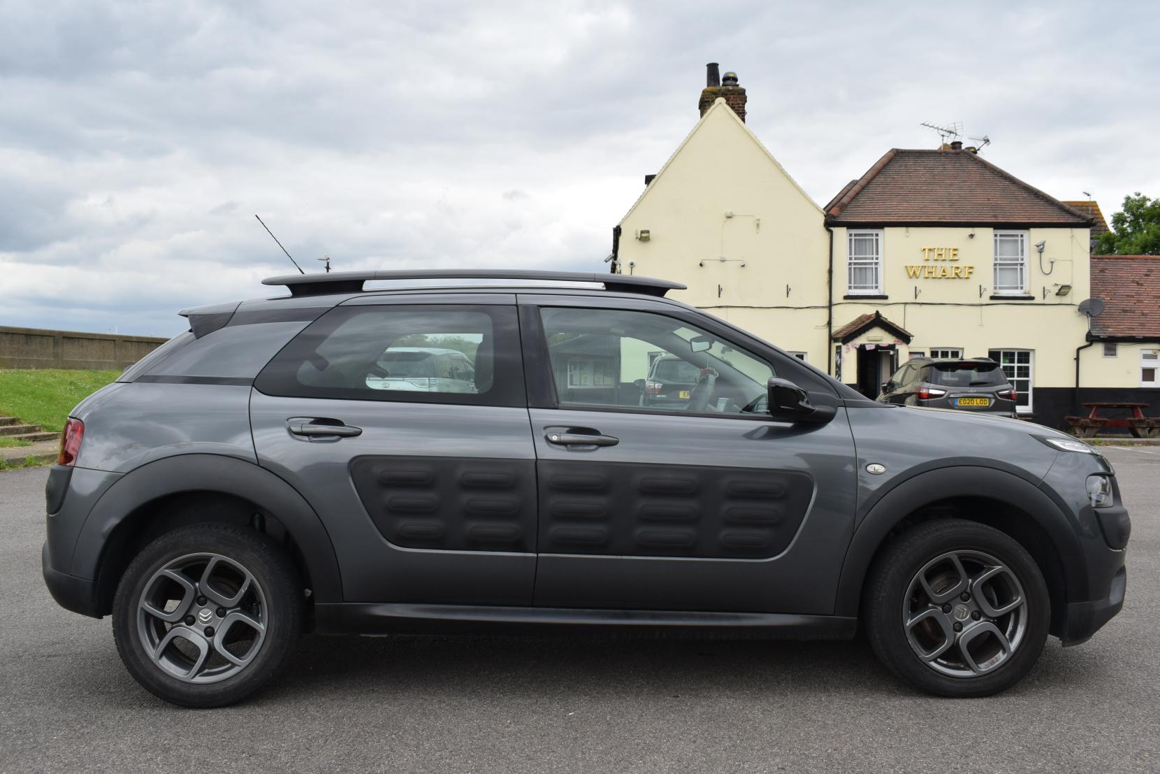 Citroen C4 Cactus PURETECH FEEL