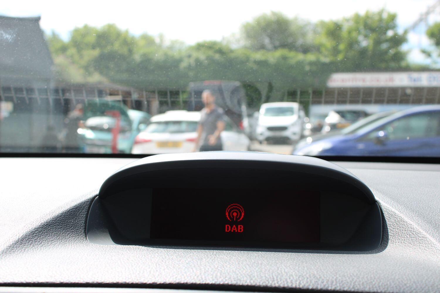 Vauxhall Mokka 1.6 i SE