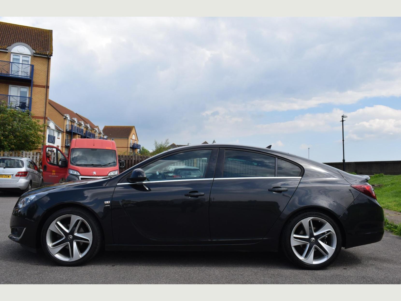 Vauxhall Insignia SRI NAV S/S