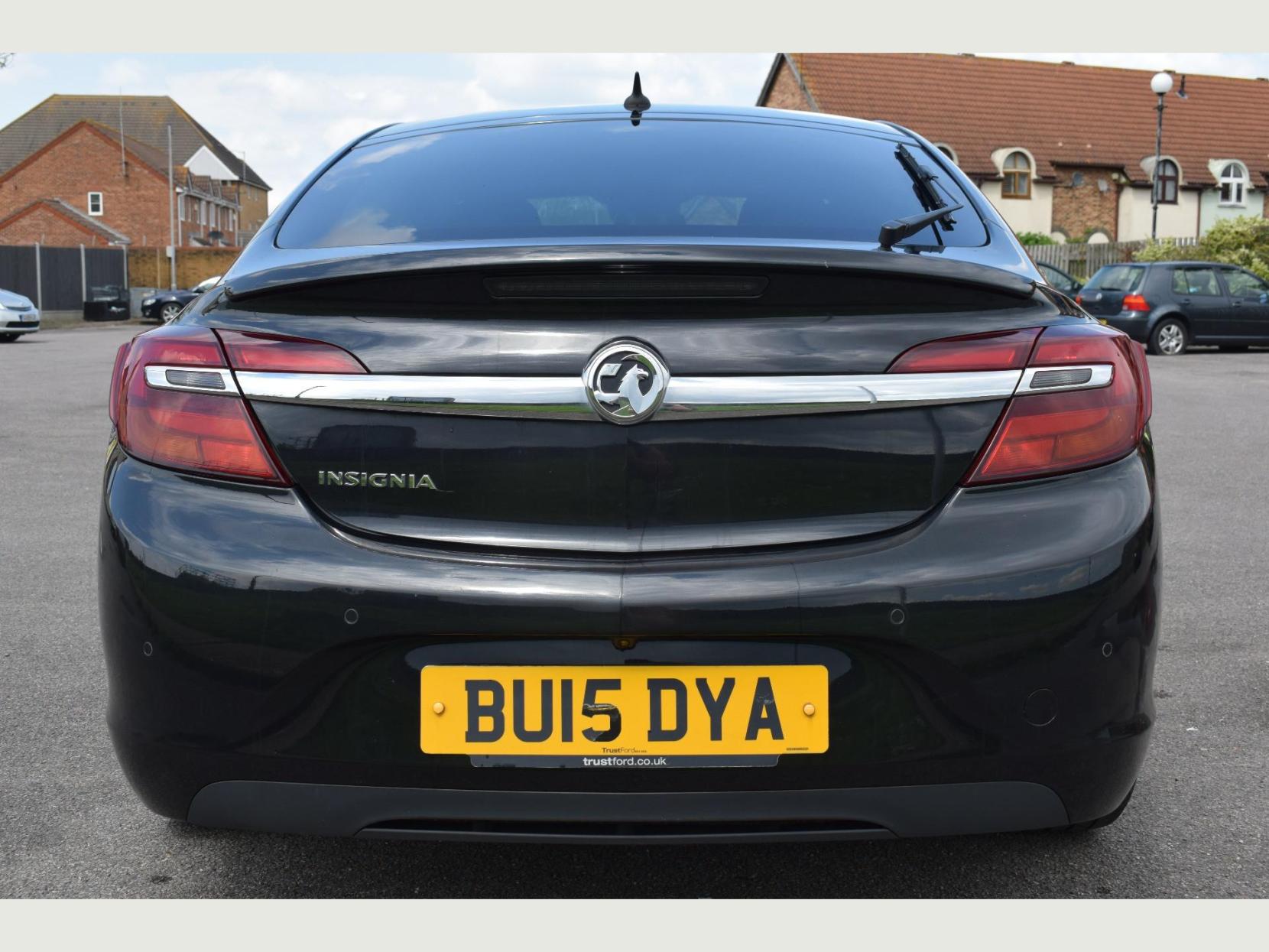 Vauxhall Insignia SRI NAV S/S