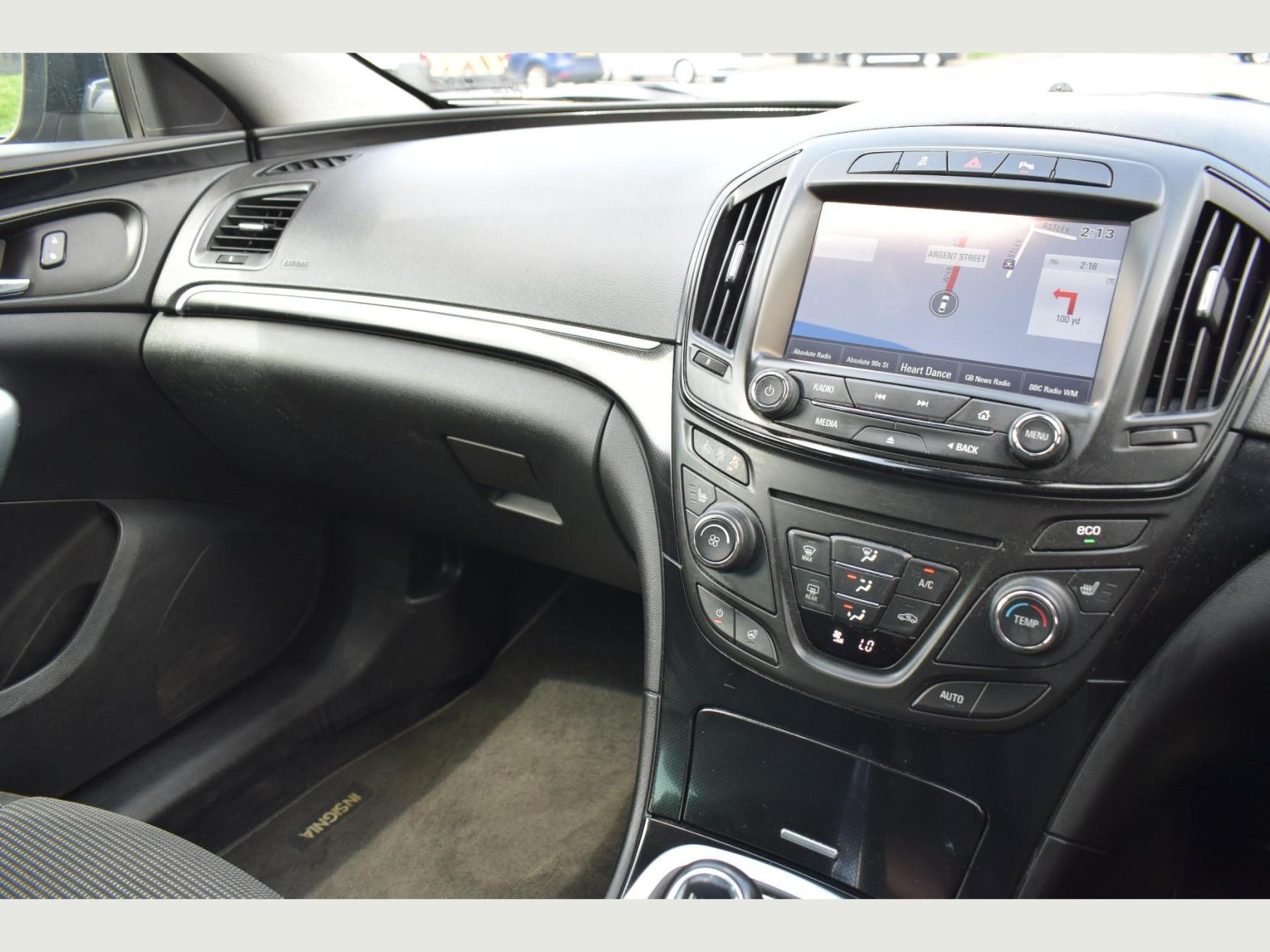 Vauxhall Insignia SRI NAV S/S