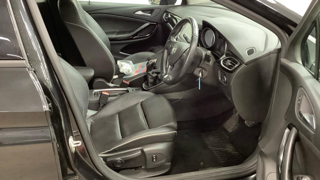 Vauxhall Astra 1.4i Turbo Elite Nav Hatchback 5dr Petrol Manual Euro 6 (150 ps)