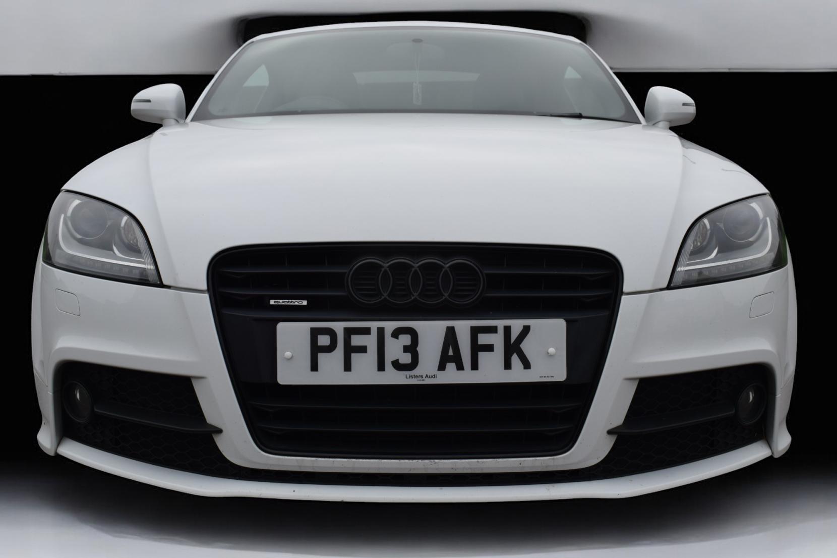 Audi TT 2.0 TDI Black Edition Coupe 3dr Diesel S Tronic quattro Euro 5 (170 ps)