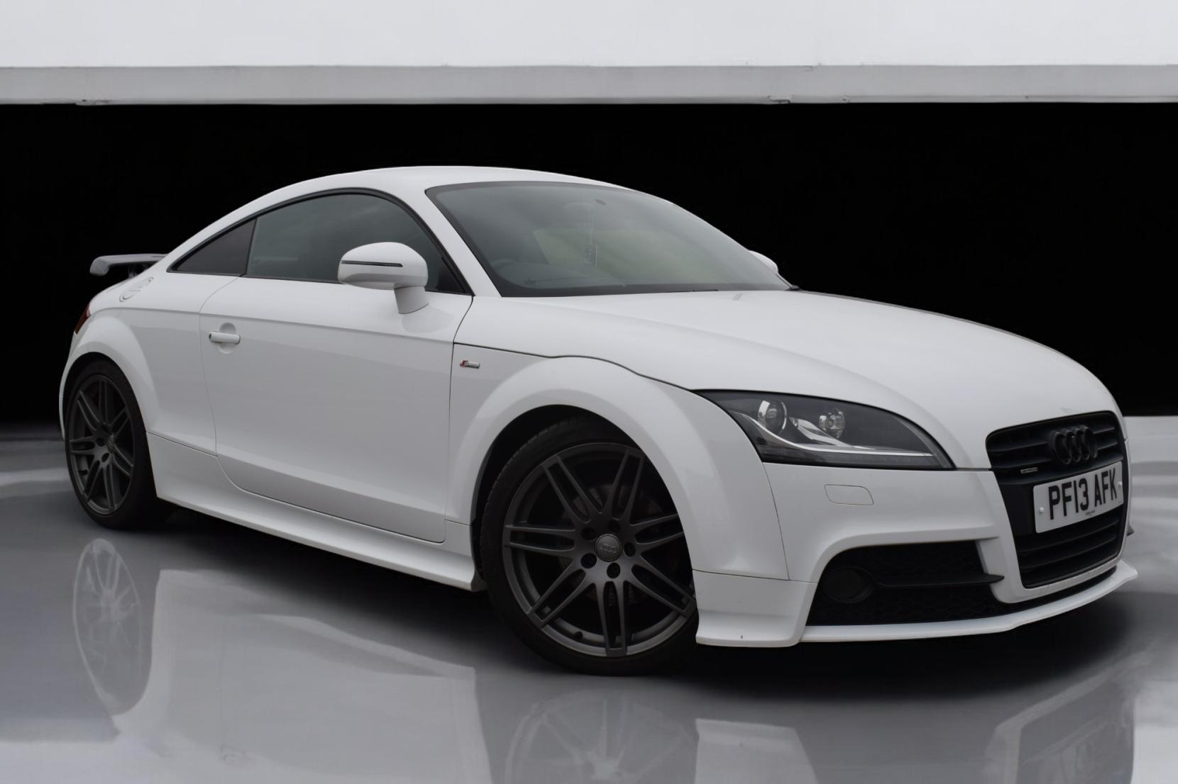 Audi TT 2.0 TDI Black Edition Coupe 3dr Diesel S Tronic quattro Euro 5 (170 ps)