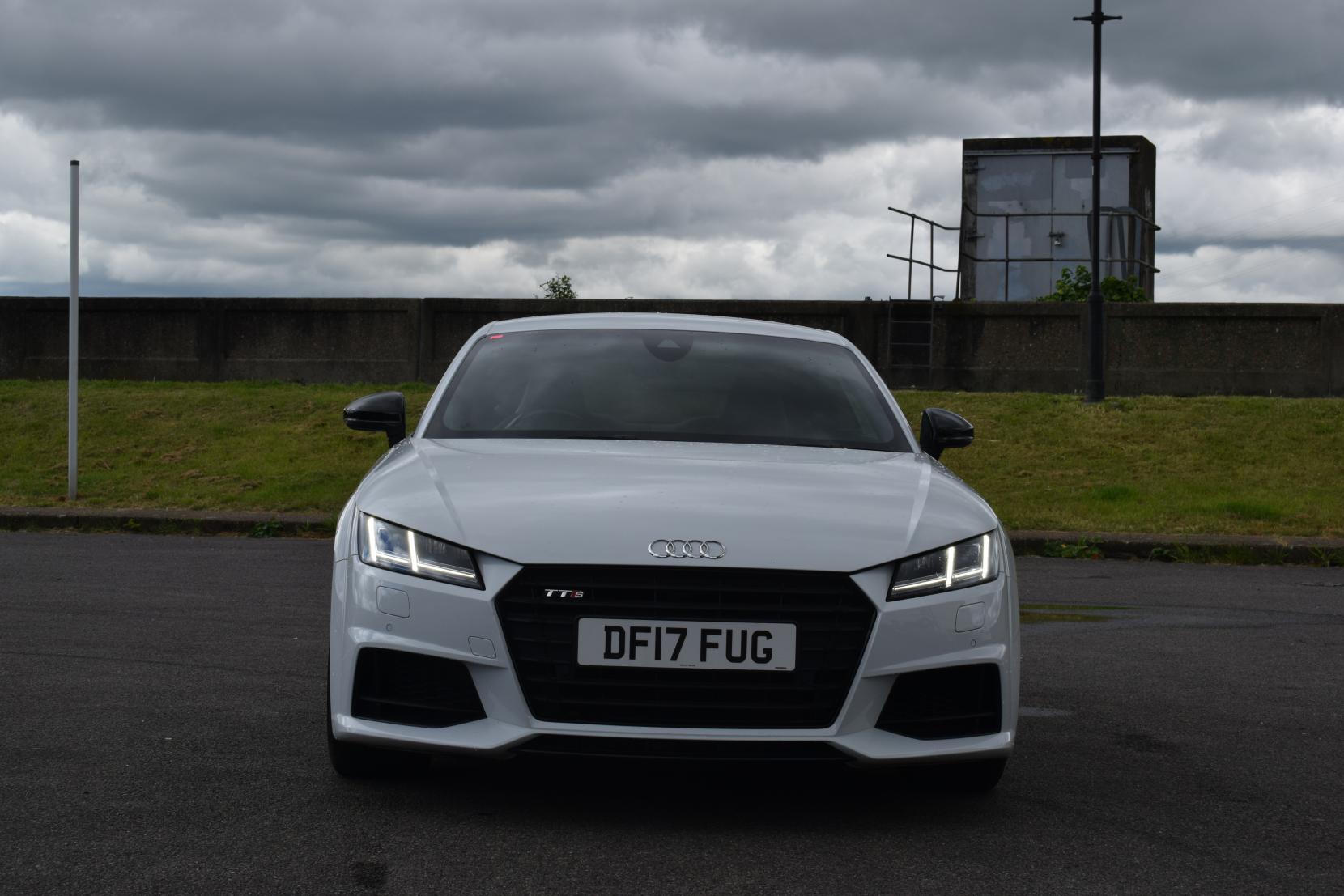 Audi TT TTS TFSI QUATTRO BLACK EDITION