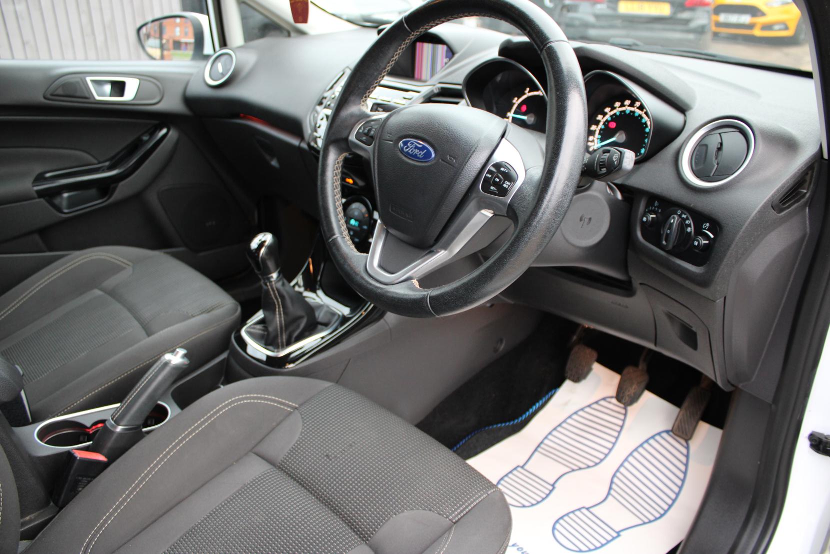 Ford Fiesta 1.0T EcoBoost Titanium Hatchback 5dr Petrol Manual Euro 6 (s/s) (125 ps)